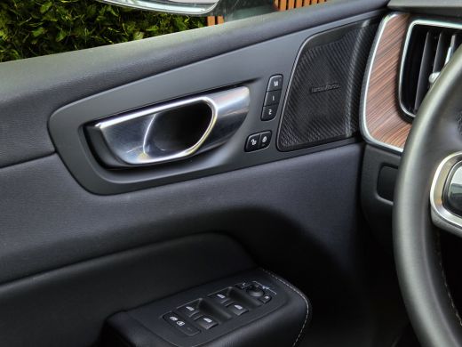 Volvo  XC60 2.0 T8 Plug-in hybrid AWD R-Design | Harman/Kardon | 360 Camera | Stoelventilatie | Pano | Memory ActivLease financial lease