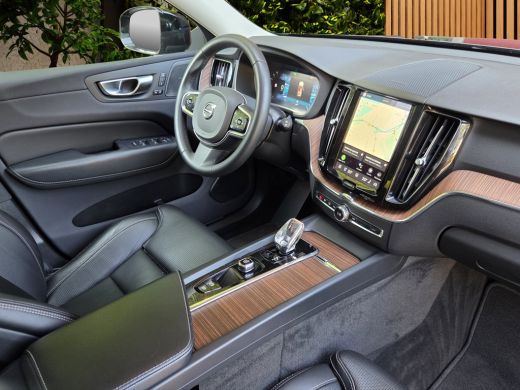 Volvo  XC60 2.0 T8 Plug-in hybrid AWD R-Design | Harman/Kardon | 360 Camera | Stoelventilatie | Pano | Memory ActivLease financial lease