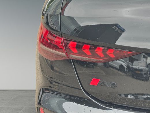 Audi A3 Sportback 35 150pk TFSI S edition Sonos premium 3D |  Audi drive select | Parkeersensoren voor & ... ActivLease financial lease