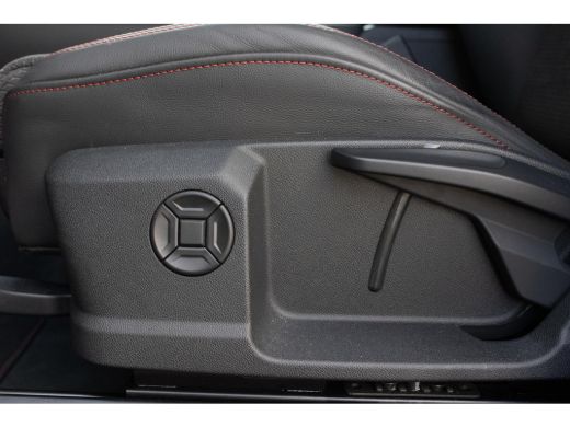Audi Q3 35 TFSI Sline 20 INCH CAMERA MATRIX KEYLESS SFEER ActivLease financial lease