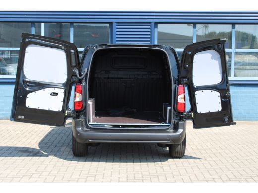 Citroën &euml;-Berlingo 50 kWh | 8 JAAR GARANTIE | VOORSTOELEN VERWARMD | CAMERA | DIGITALE BINNEN SPIEGEL | BETIMMERING ... ActivLease financial lease