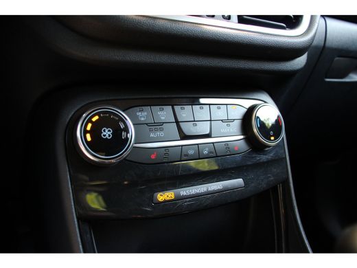 Ford Puma | NL-AUTO! | 1E EIGENAAR! | TREKHAAK | WINTERPACK | B&O AUDIO | DEALER OH! | CLIMATE CONTROL | NA... ActivLease financial lease