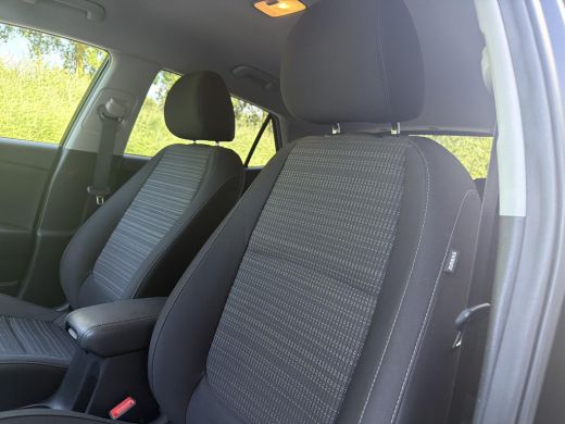 Kia Stonic 1.0 T-GDi MHEV DynamicPlusLine Automaat | CarPlay | Navi | ActivLease financial lease
