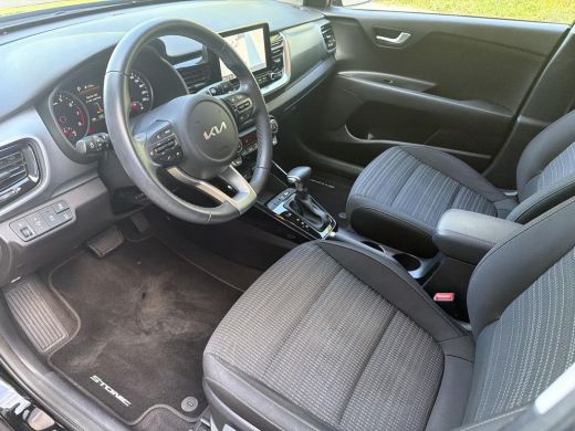 Kia Stonic 1.0 T-GDi MHEV DynamicPlusLine Automaat | CarPlay | Navi | ActivLease financial lease