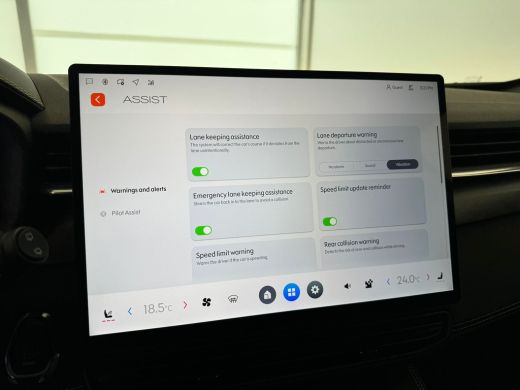 Lynk & Co 01 1.5 More | 360 Camera | Panoramadak | Apple Carplay\Android Auto | Premium audio | ActivLease financial lease