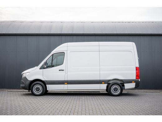 Mercedes-Benz Sprinter 311 CDI RWD L2H2 | | Volledig Ingericht | Mbux | Camera | Climatronic ActivLease financial lease