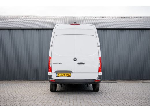 Mercedes-Benz Sprinter 311 CDI RWD L2H2 | | Volledig Ingericht | Mbux | Camera | Climatronic ActivLease financial lease