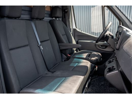 Mercedes-Benz Sprinter 317 CDI L3H2 | 170 PK | Automaat | Camera | Mbux | Cruise | PDC | Trekhaak ActivLease financial lease