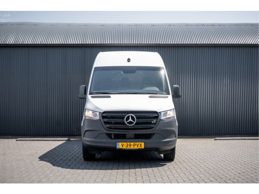 Mercedes-Benz Sprinter 317 CDI L3H2 | 170 PK | Automaat | Camera | Mbux | Cruise | PDC | Trekhaak ActivLease financial lease