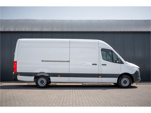Mercedes-Benz Sprinter 317 CDI L3H2 | 170 PK | Automaat | Camera | Mbux | Cruise | PDC | Trekhaak ActivLease financial lease