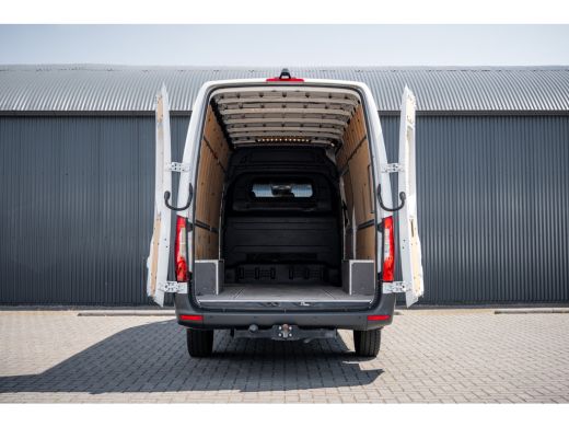Mercedes-Benz Sprinter 317 CDI L3H2 | 170 PK | Automaat | Camera | Mbux | Cruise | PDC | Trekhaak ActivLease financial lease