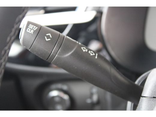 Opel Corsa GS | Tot 8 jaar garantie | LED Matrix verlichting | Dodehoek-detectie | Climate control | ActivLease financial lease