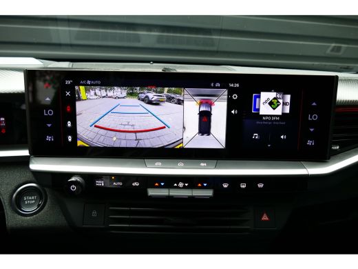 Opel Grandland EV 73KWH 213PK BUSINESS EDITION AUTOMAAT / CAMERA V+A / PANO.DAK / ELEKTR. ACHTERKLEP / KEYLESS /... ActivLease financial lease