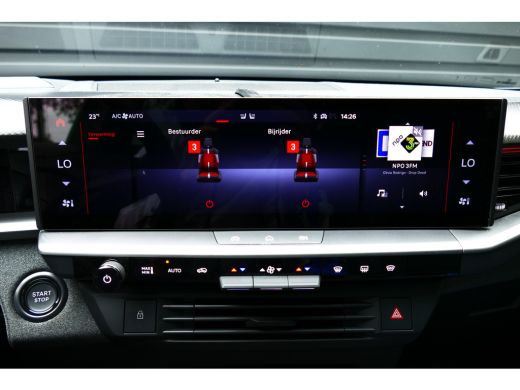 Opel Grandland EV 73KWH 213PK BUSINESS EDITION AUTOMAAT / CAMERA V+A / PANO.DAK / ELEKTR. ACHTERKLEP / KEYLESS /... ActivLease financial lease