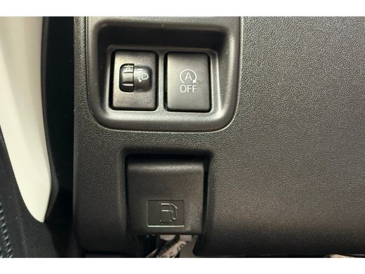 Peugeot 108 1.0 e-VTi Allure | CLIMATE CONTROL| KEYLESS ENTRY&START| CAMERA ACHTER| BLUETOOTH| MISTLAMPEN VOOR ActivLease financial lease