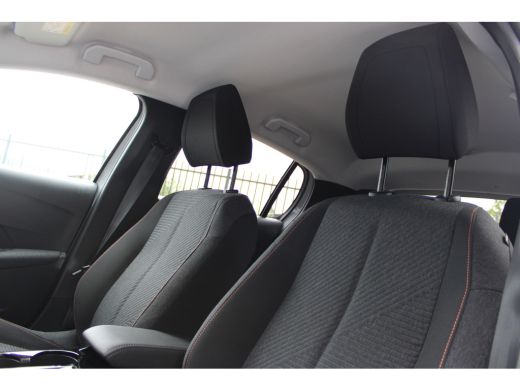 Peugeot e-208 EV Business 50 kWh | EV | Camera | Cruise control | Apple Carplay/Android Auto | Keyless | ActivLease financial lease