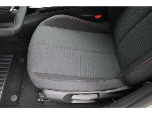 Peugeot e-208 EV Business 50 kWh | EV | Camera | Cruise control | Apple Carplay/Android Auto | Keyless | ActivLease financial lease