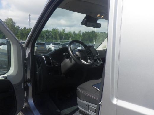 Peugeot e-Boxer 3.5t L3H2 Zwaar 110 kWh | 8 JAAR GARANTIE | CAMERA | DIGITALE BINNESPIEGEL | NAVI | BETIMMERING |... ActivLease financial lease