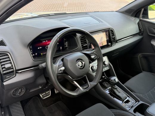 Skoda Karoq 1.5 TSI 150pk ACT DSG Sportline | Pano dak | Acc | Camera ActivLease financial lease