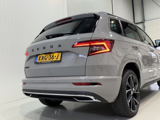 Skoda Karoq 1.5 TSI 150pk ACT DSG Sportline | Pano dak | Acc | Camera ActivLease financial lease