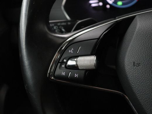 Skoda Octavia Combi 1.0 e-TSI Business Edition | Cruise control | Park assist | Carplay | LED | Cruise control ... ActivLease financial lease