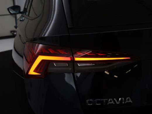 Skoda Octavia Combi 1.0 e-TSI Business Edition | Cruise control | Park assist | Carplay | LED | Cruise control ... ActivLease financial lease
