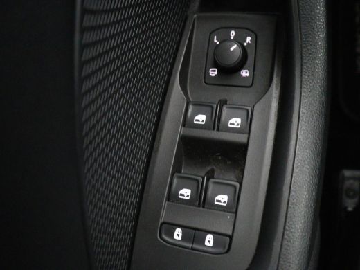 Skoda Octavia Combi 1.0 e-TSI Business Edition | Cruise control | Park assist | Carplay | LED | Cruise control ... ActivLease financial lease