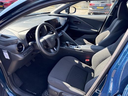 Toyota C-HR 1.8 Hybrid 140 Dynamic | Navigatie | Apple CarPlay/Android auto | Camera ActivLease financial lease