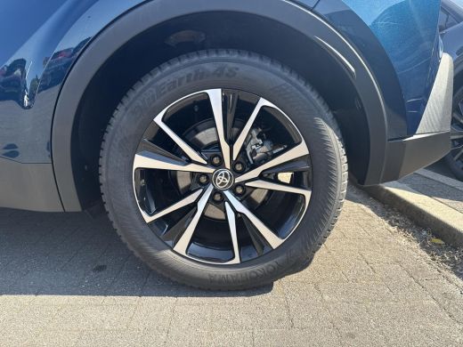 Toyota C-HR 1.8 Hybrid 140 Dynamic | Navigatie | Apple CarPlay/Android auto | Camera ActivLease financial lease