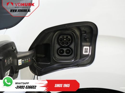 Toyota ProAce 230 km WLTP Adapt.Cruise/ Standkachel/ Stuurverw./ Carplay/ Airco/ Camera/ PDC ActivLease financial lease