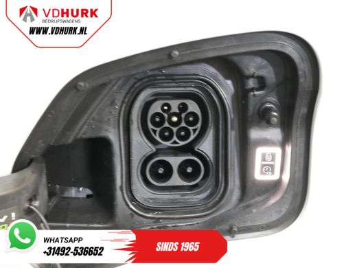 Toyota ProAce 230 km WLTP Adapt.Cruise/ Standkachel/ Stuurverw./ Carplay/ Airco/ Camera/ PDC ActivLease financial lease