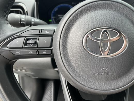 Toyota Yaris Cross 1.5 Hybrid 130 Launch Edition | Navigatie | Stoel- + stuurverwarming | Elektrische achterklep | H... ActivLease financial lease