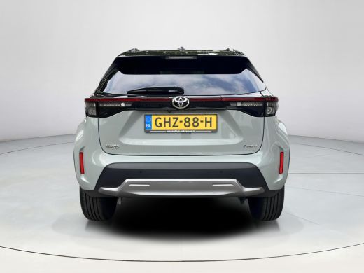 Toyota Yaris Cross 1.5 Hybrid 130 Launch Edition | Navigatie | Stoel- + stuurverwarming | Elektrische achterklep | H... ActivLease financial lease