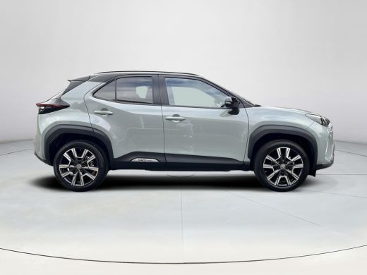 Toyota Yaris Cross 1.5 Hybrid 130 Launch Edition | Navigatie | Stoel- + stuurverwarming | Elektrische achterklep | H... ActivLease financial lease