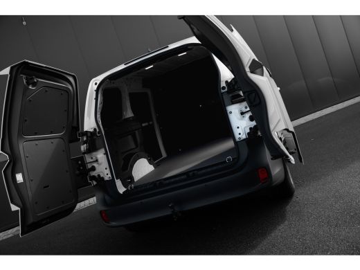 Volkswagen ID. Buzz Cargo Cargo 79 kWh | 286 pk | Trekhaak | Achterdeuren | App Connect | Camera | Bijrijdersbank | Adaptiv... ActivLease financial lease