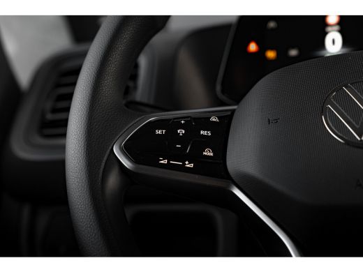 Volkswagen ID. Buzz Cargo Cargo 79 kWh | 286 pk | Trekhaak | Achterdeuren | App Connect | Camera | Bijrijdersbank | Adaptiv... ActivLease financial lease