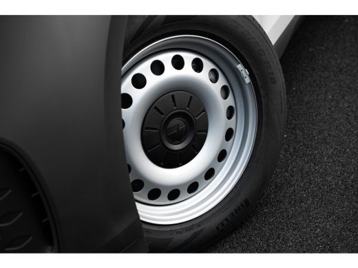 Volkswagen ID. Buzz Cargo Cargo 79 kWh | 286 pk | Trekhaak | Achterdeuren | App Connect | Camera | Bijrijdersbank | Adaptiv... ActivLease financial lease