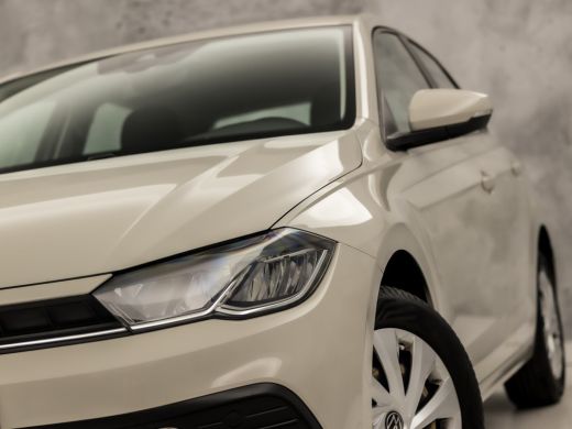 Volkswagen Polo 1.0 Sportline (VIRTUAL COCKPIT, APPLE CARPLAY, CRUISE, SPORTSTOELEN, LANE ASSIST, NIEUWE APK, NIE... ActivLease financial lease