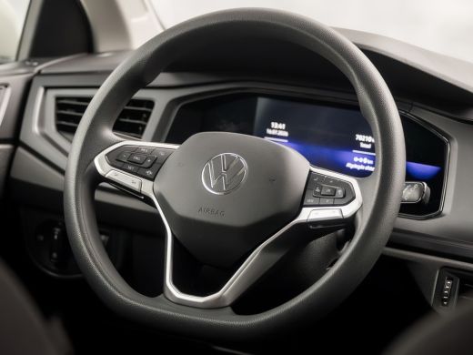 Volkswagen Polo 1.0 Sportline (VIRTUAL COCKPIT, APPLE CARPLAY, CRUISE, SPORTSTOELEN, LANE ASSIST, NIEUWE APK, NIE... ActivLease financial lease
