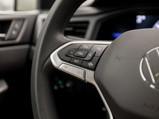 Volkswagen Polo 1.0 Sportline (VIRTUAL COCKPIT, APPLE CARPLAY, CRUISE, SPORTSTOELEN, LANE ASSIST, NIEUWE APK, NIE... ActivLease financial lease
