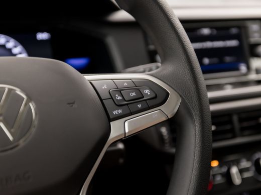 Volkswagen Polo 1.0 Sportline (VIRTUAL COCKPIT, APPLE CARPLAY, CRUISE, SPORTSTOELEN, LANE ASSIST, NIEUWE APK, NIE... ActivLease financial lease