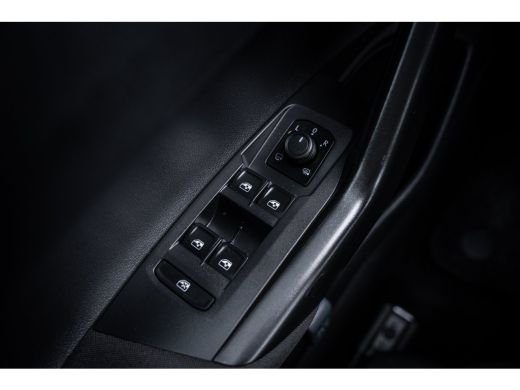 Volkswagen Polo 1.0 TSI Life | Airco | Lichtmetalen velgen 15" | Parkeersensoren voor en achter ActivLease financial lease