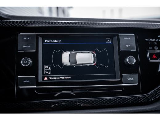 Volkswagen Polo 1.0 TSI Life | Airco | Lichtmetalen velgen 15" | Parkeersensoren voor en achter ActivLease financial lease