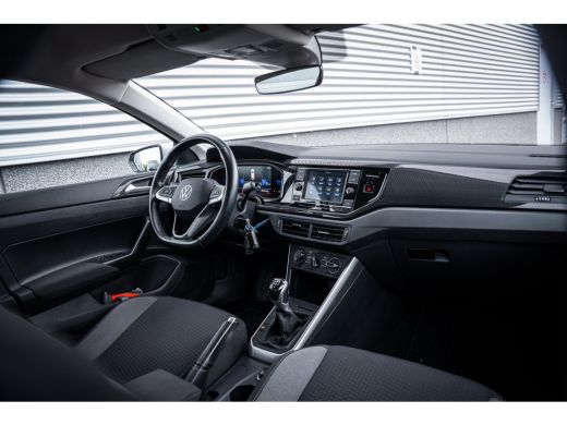 Volkswagen Polo 1.0 TSI Life | Airco | Lichtmetalen velgen 15" | Parkeersensoren voor en achter ActivLease financial lease