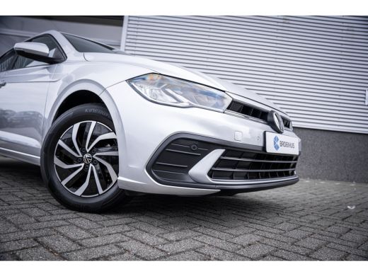 Volkswagen Polo 1.0 TSI Life | Airco | Lichtmetalen velgen 15" | Parkeersensoren voor en achter ActivLease financial lease