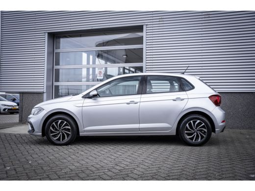 Volkswagen Polo 1.0 TSI Life | Airco | Lichtmetalen velgen 15" | Parkeersensoren voor en achter ActivLease financial lease