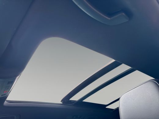 Volkswagen Tiguan 1.4 245pk TSI eHybrid R-Line Business+ Panoramaschuif-kanteldak | Achteruitrijcamera | Vaste trek... ActivLease financial lease