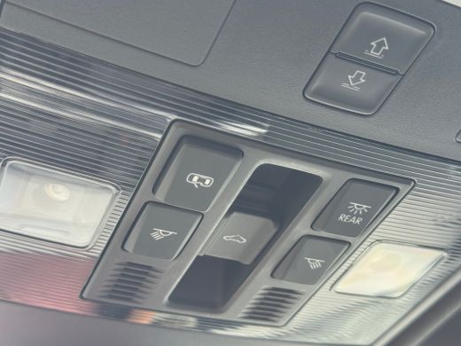 Volkswagen Tiguan 1.4 245pk TSI eHybrid R-Line Business+ Panoramaschuif-kanteldak | Achteruitrijcamera | Vaste trek... ActivLease financial lease