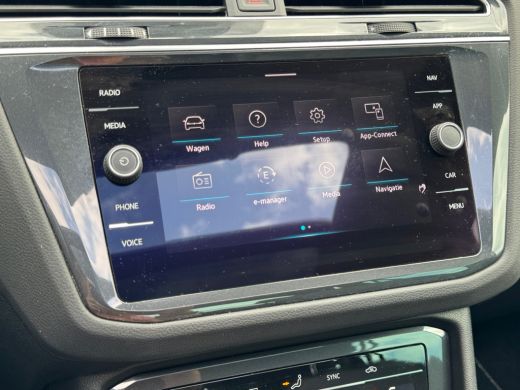 Volkswagen Tiguan 1.4 245pk TSI eHybrid R-Line Business+ Panoramaschuif-kanteldak | Achteruitrijcamera | Vaste trek... ActivLease financial lease