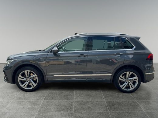 Volkswagen Tiguan 1.4 245pk TSI eHybrid R-Line Business+ Panoramaschuif-kanteldak | Achteruitrijcamera | Vaste trek... ActivLease financial lease